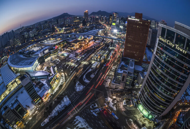 서울역 야간 전경 ⓒunsplash